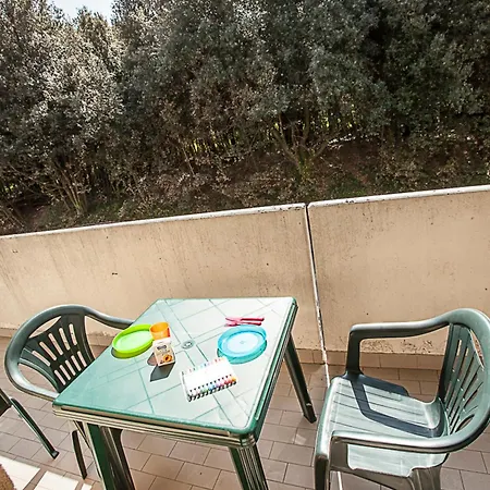 Appartement Relax By The Pool Comfy Flat In *
